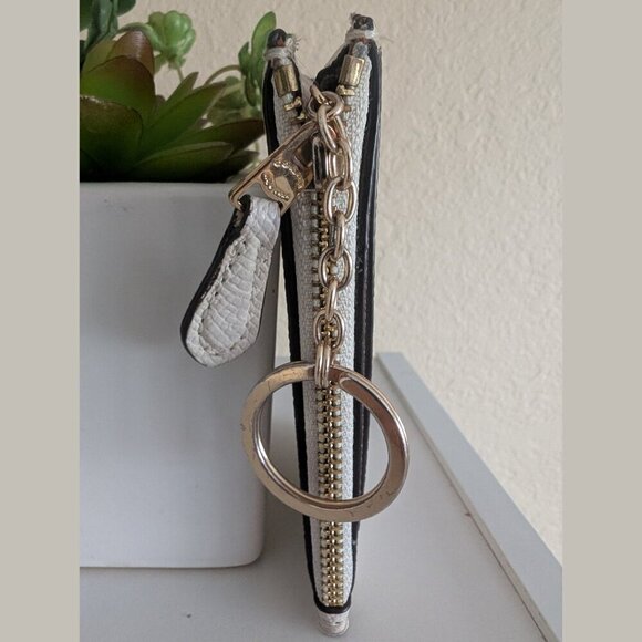 Coach, Mini Skinny ID Case, Crossgrain Leather, Chalk White, Gold Key Ring EUC - Picture 5 of 10